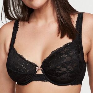 Victoria’s Secret Full Cup Lace Bra (42G)